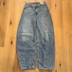 GAP Women's Barrel Jeans